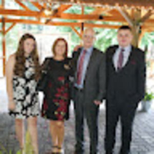 Meet your Posher, Stuart